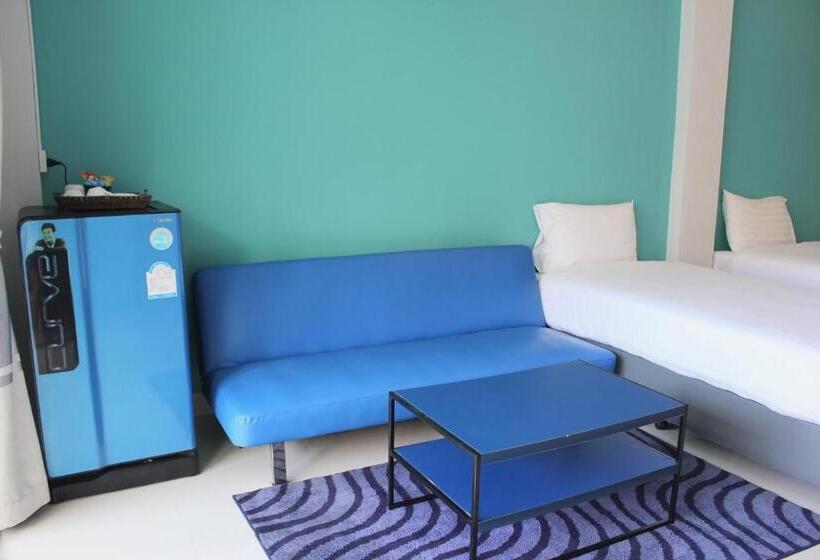 패밀리 룸, Kata Sea Host