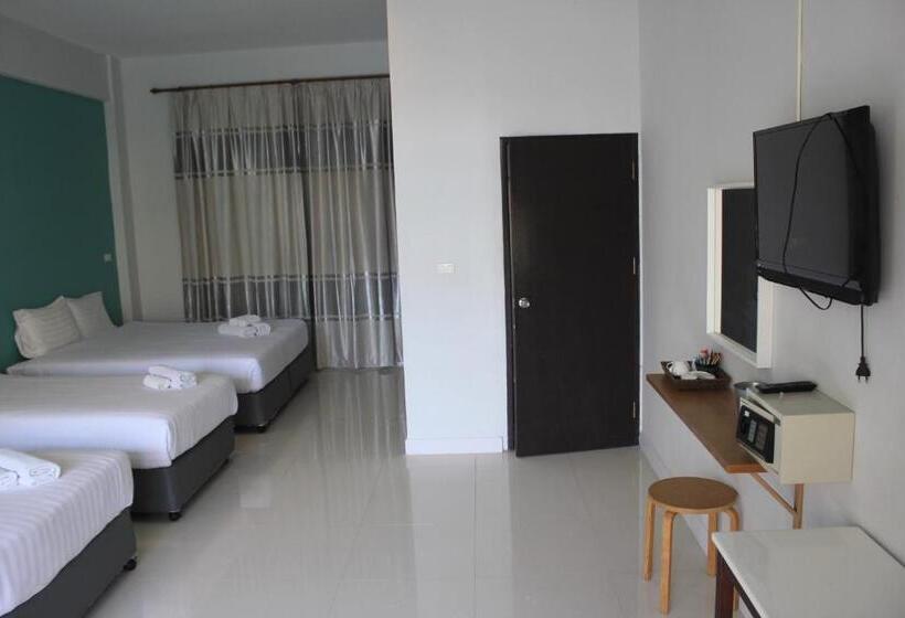 패밀리 룸, Kata Sea Host