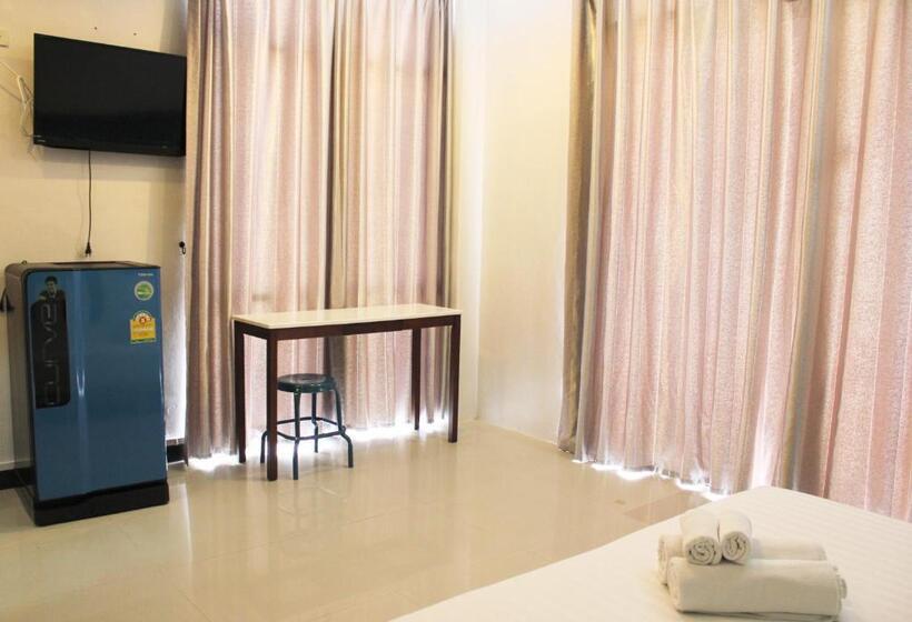 스탠다드 룸 산 전망, Kata Sea Host