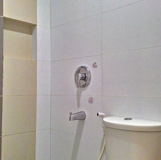 חדר דלוקס, Sogo Edsa Cubao