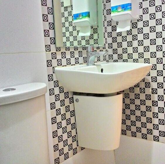 חדר אקזקיוטיב, Sogo Edsa Cubao