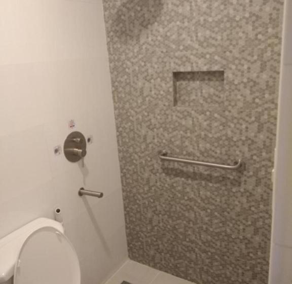 חדר דלוקס, Sogo Edsa Cubao