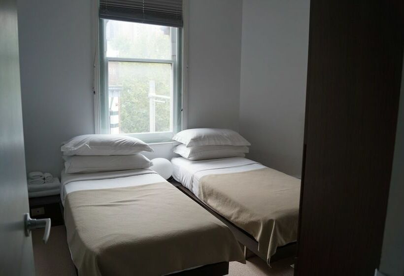 جناح غرفتين نوم, Valentine On George