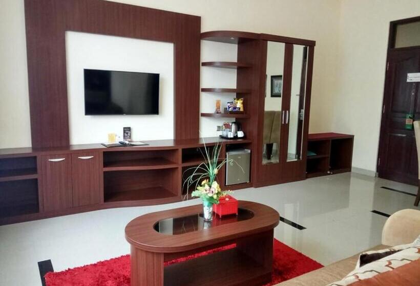 Полулюкс, Zamzam Hotel And Resort