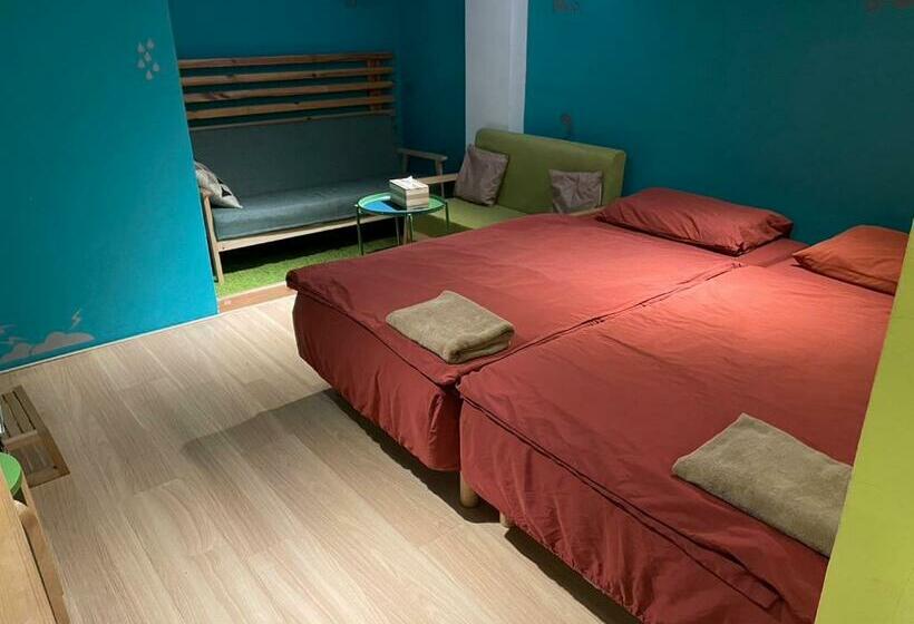 اتاق استاندارد, Leo Ho Hostel
