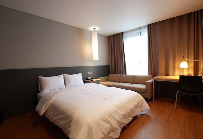 Номер Deluxe, Mini Hotel 141