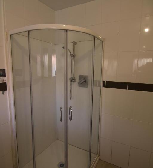 Студия Deluxe, Apex On Fenton