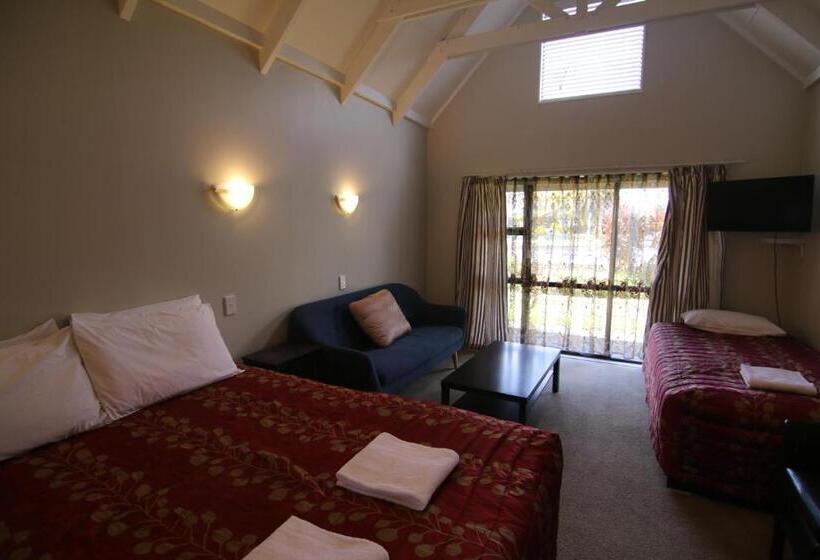 Студия Deluxe, Apex On Fenton