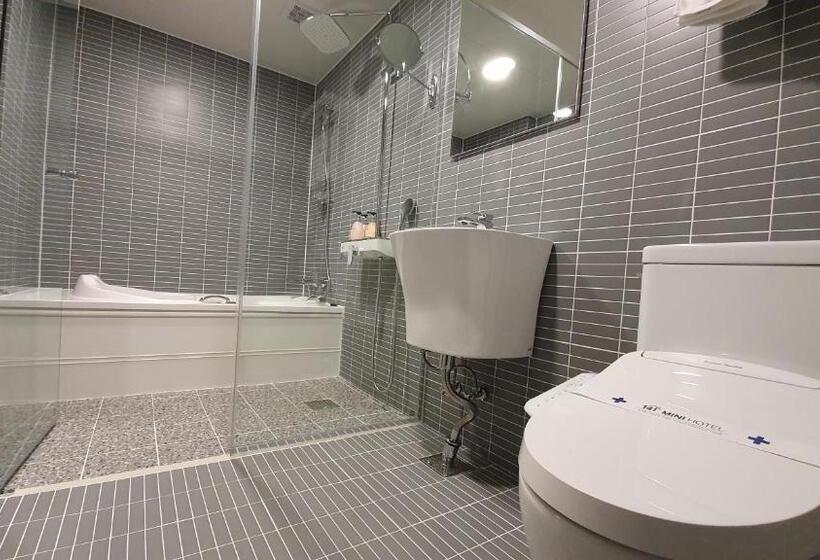 Номер Deluxe, Mini Hotel 141