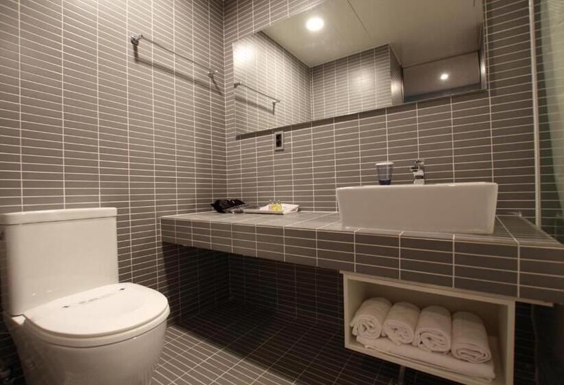 디럭스 룸, Mini Hotel 141