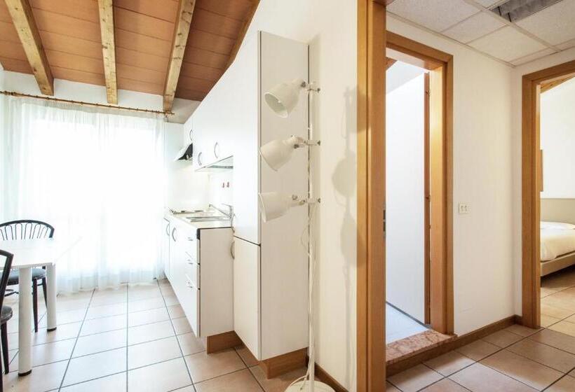 Studio Supérieur, Residenza Le Cupole