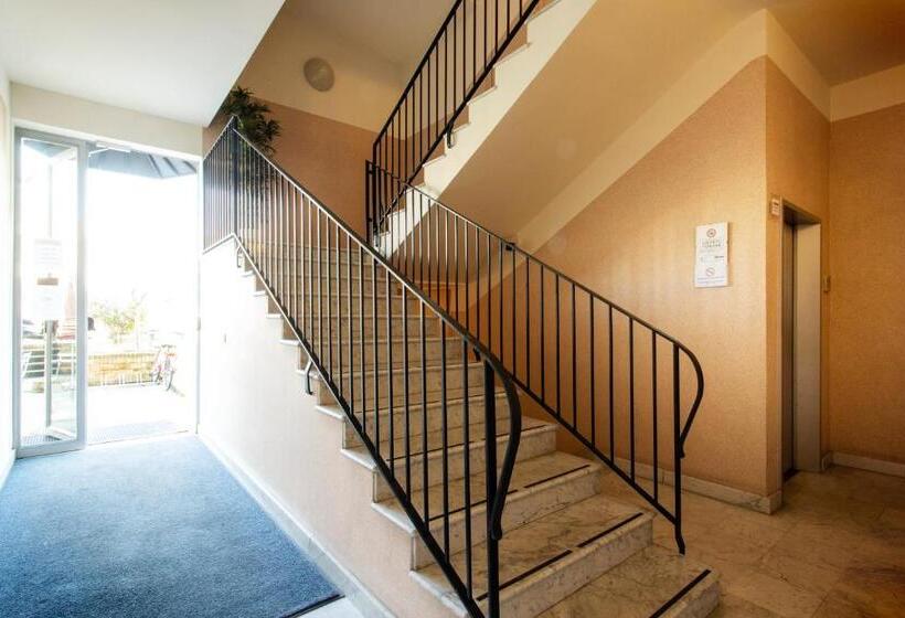 Studio Standard, Residenza Le Cupole