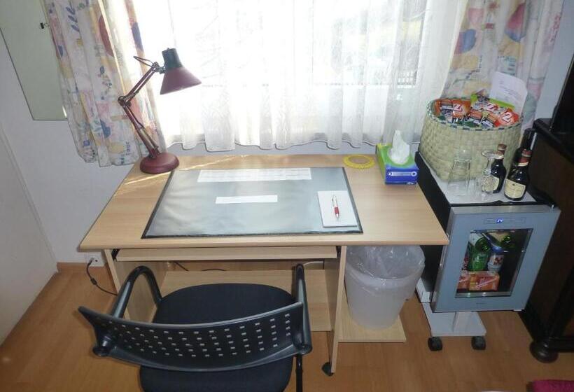 غرفة قياسية فردية حمام مشترك, B&b Pappelweg  2