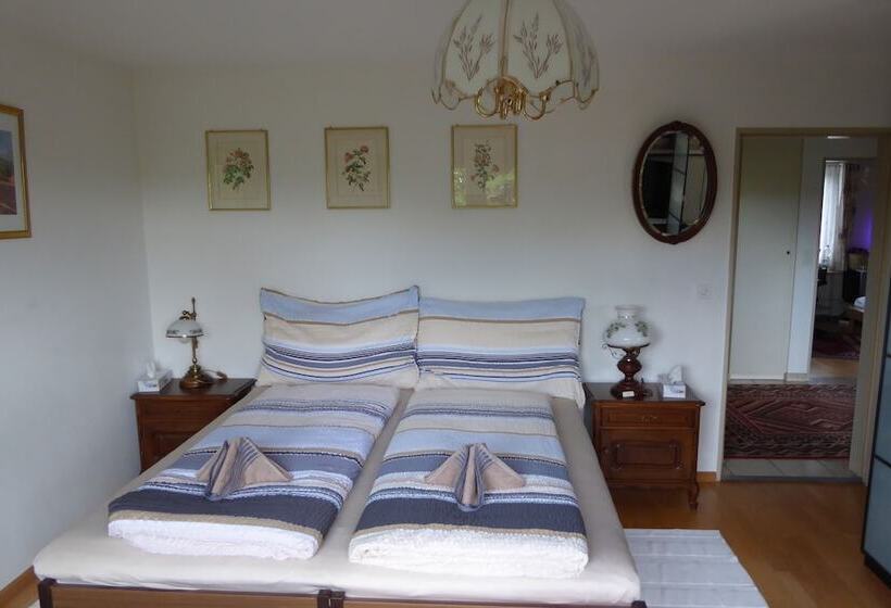 غرفة قياسية حمام مشترك, B&b Pappelweg  2