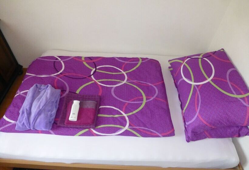 غرفة قياسية فردية حمام مشترك, B&b Pappelweg  2