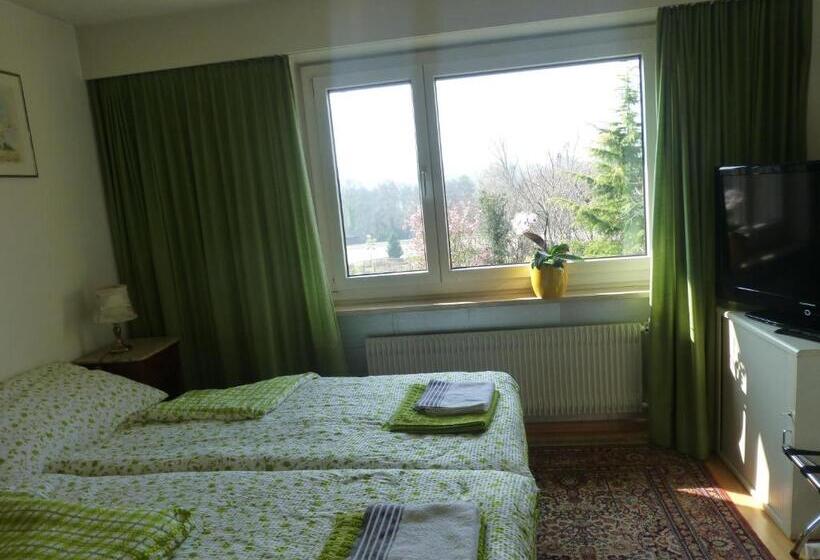 غرفة قياسية حمام مشترك, B&b Pappelweg  2