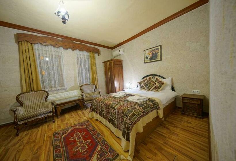 غرفة قياسية, Arch Palace