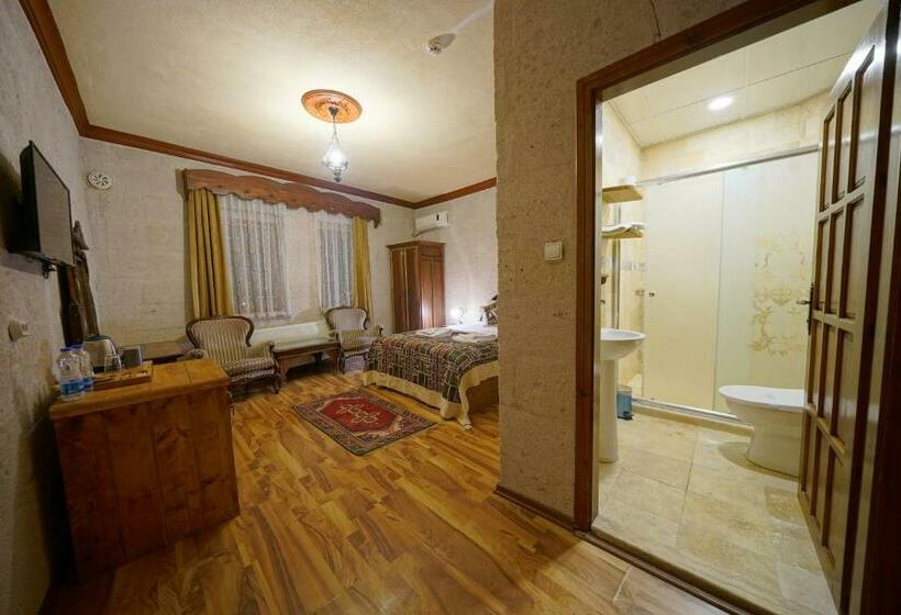 غرفة قياسية, Arch Palace