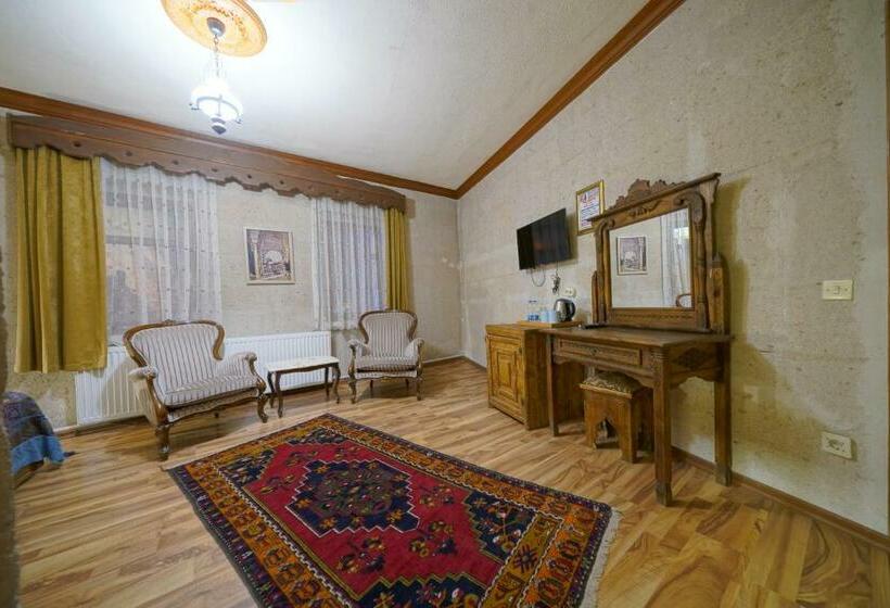 غرفة قياسية, Arch Palace