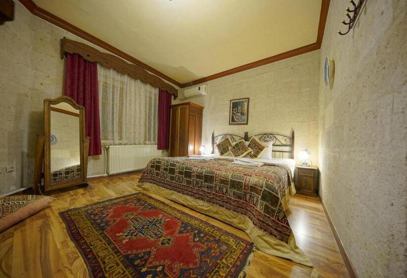 غرفة سوبيريور, Arch Palace