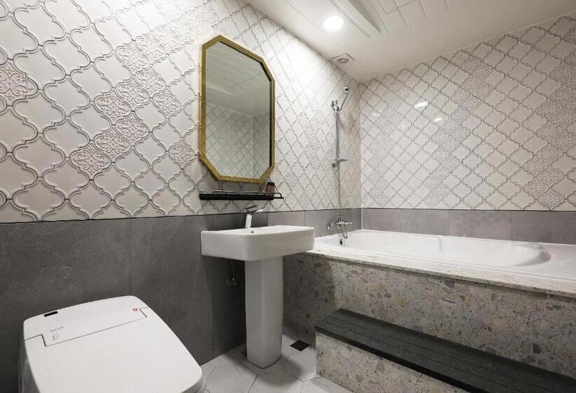 Standard room with outdoor bath, El Tower