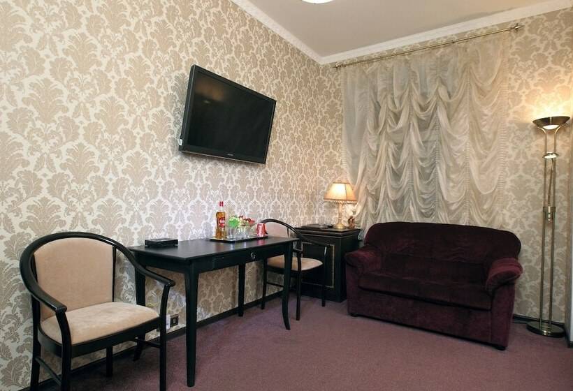 ジュニアスイート, Eliseeff Arbat