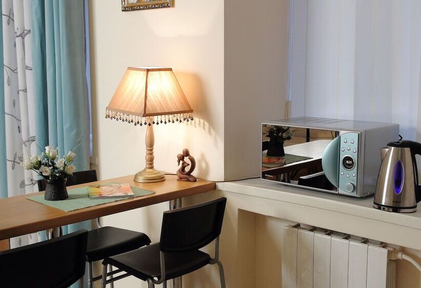 ファミリールーム, Eliseeff Arbat