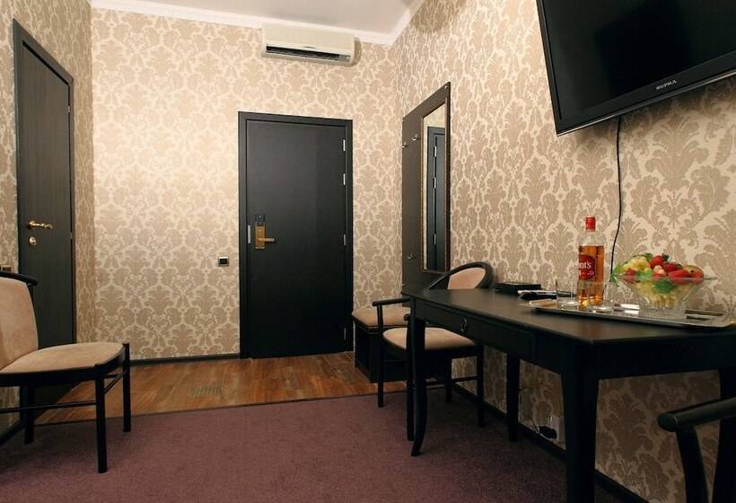 ジュニアスイート, Eliseeff Arbat