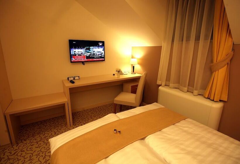 غرفة قياسية فردية, Gallus