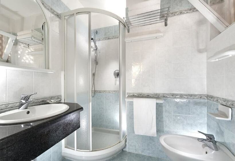 اتاق استاندارد, Lina