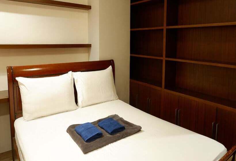 غرفة قياسية, Makati Budget