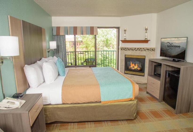 キングサイズベッドのスイートルーム, Pigeon River Inn