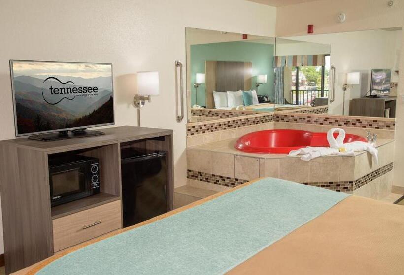جناح سرير كينج, Pigeon River Inn