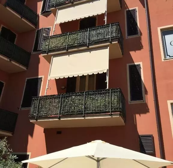 آپارتمان 2 خوابه, Residence Gloria