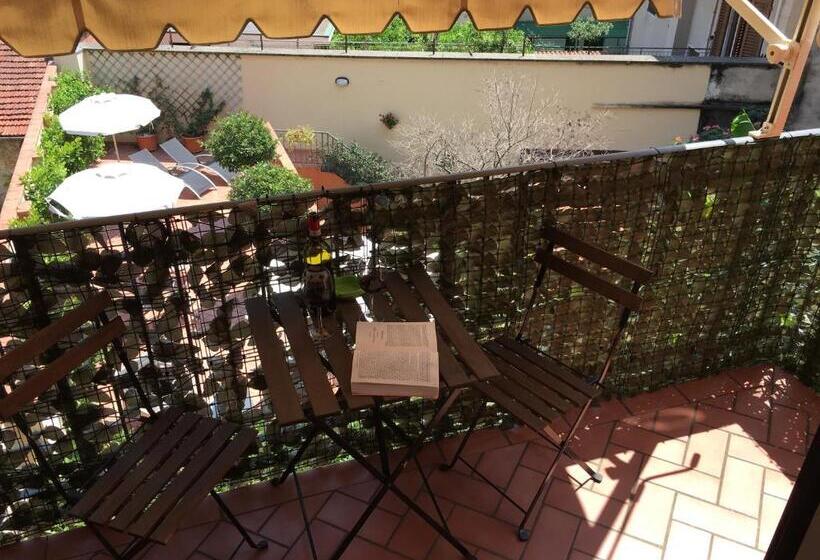 דירת פנטהאוז 2 חדרי שינה, Residence Gloria