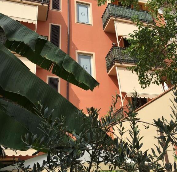 １ベッドルームペントハウスアパート, Residence Gloria