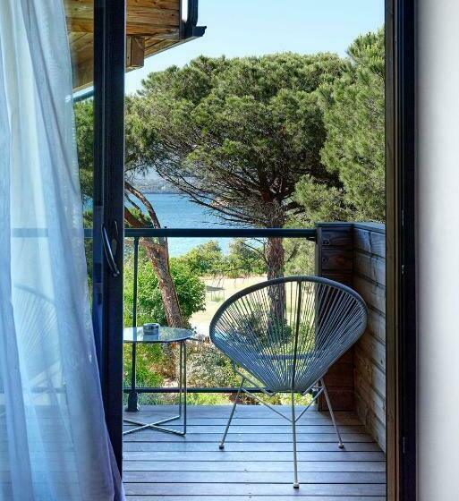 اتاق استاندارد, Restaurant Mariosa