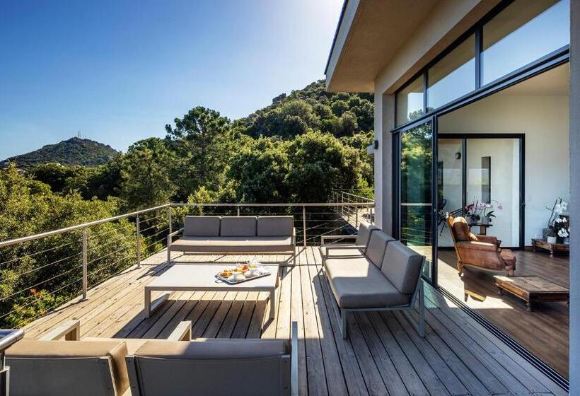 سوییت پرستیژ, Restaurant Mariosa