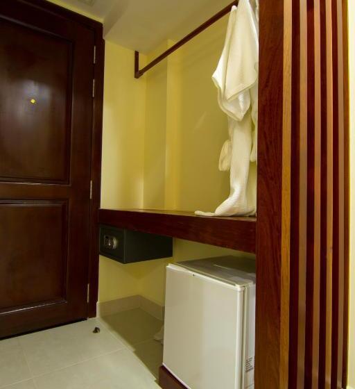 חדר דלוקס, Rose Emerald