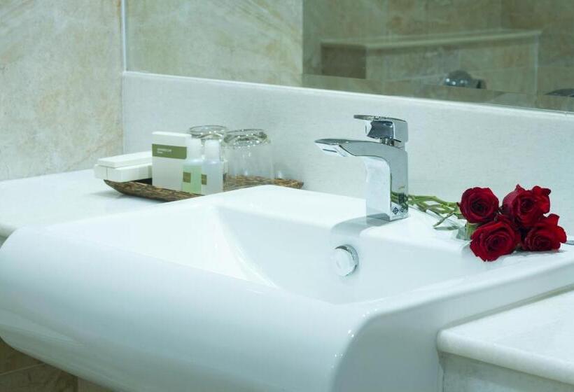 חדר דלוקס, Rose Emerald