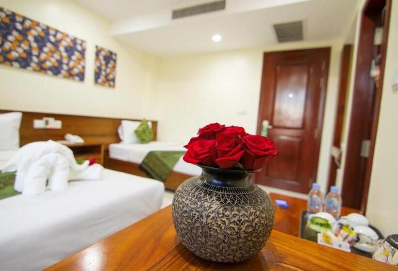 חדר סטנדרט לשלושה, Rose Emerald