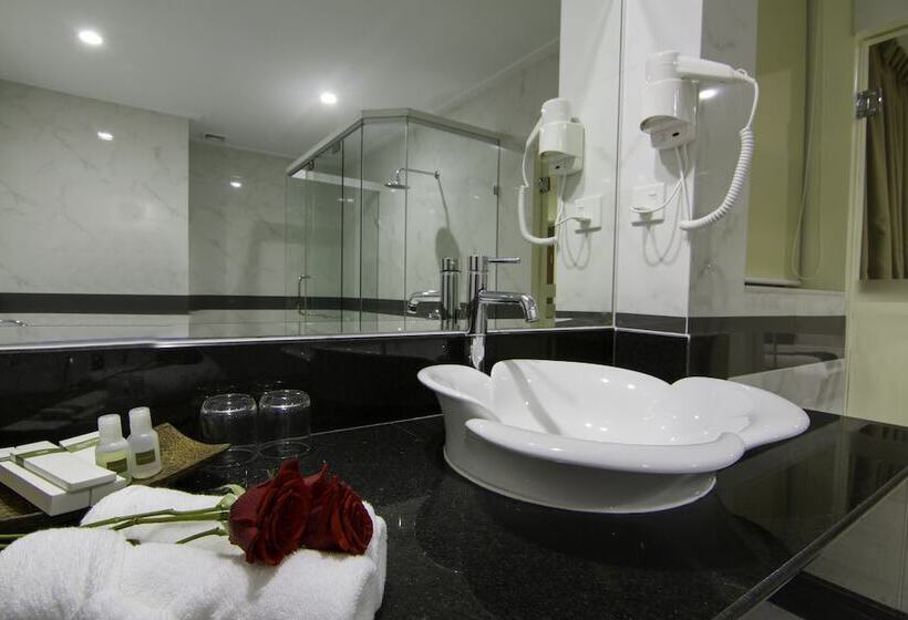 סוויטה, Rose Emerald