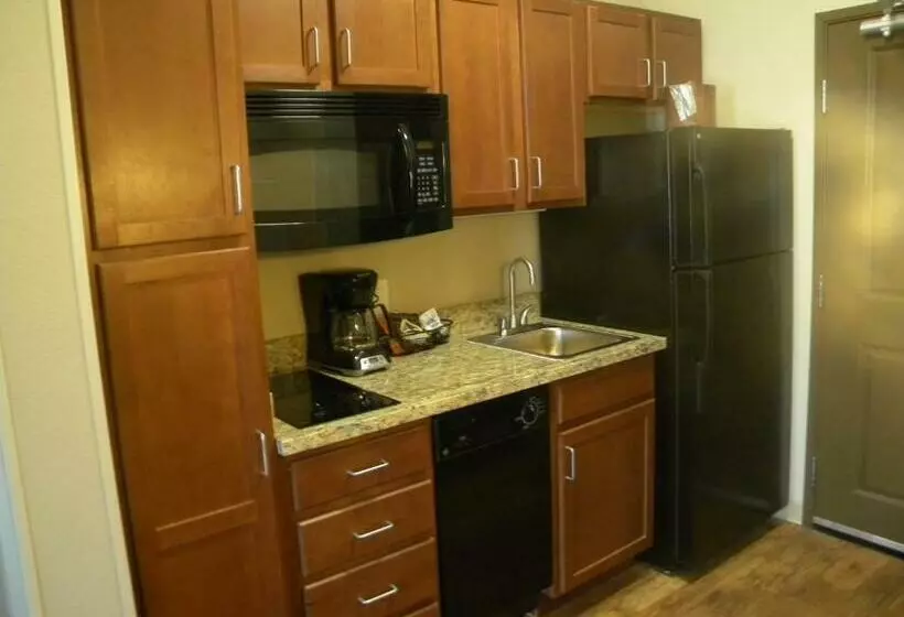 Deluxe-huone King-vuode, Teddy's Residential Suites Watford City