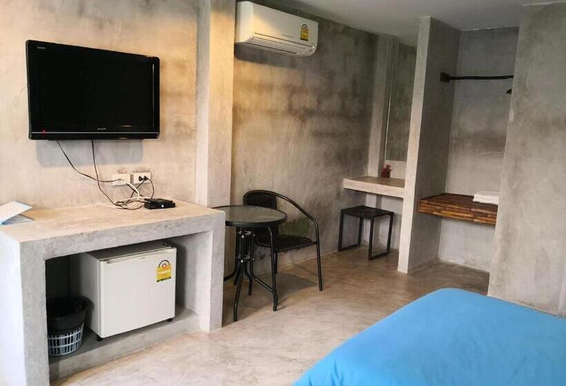 חדר סטנדרט, The Curve Residence