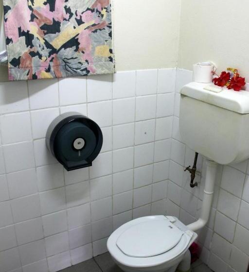 اتاق اکونومی, Bamboo Backpackers