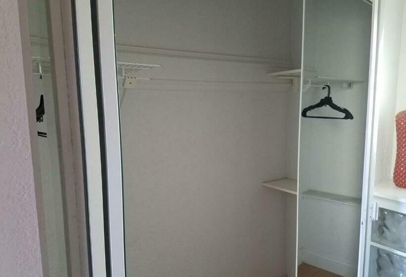 جناح ديلوكس سرير كينج, Blind Pass Resort Motel