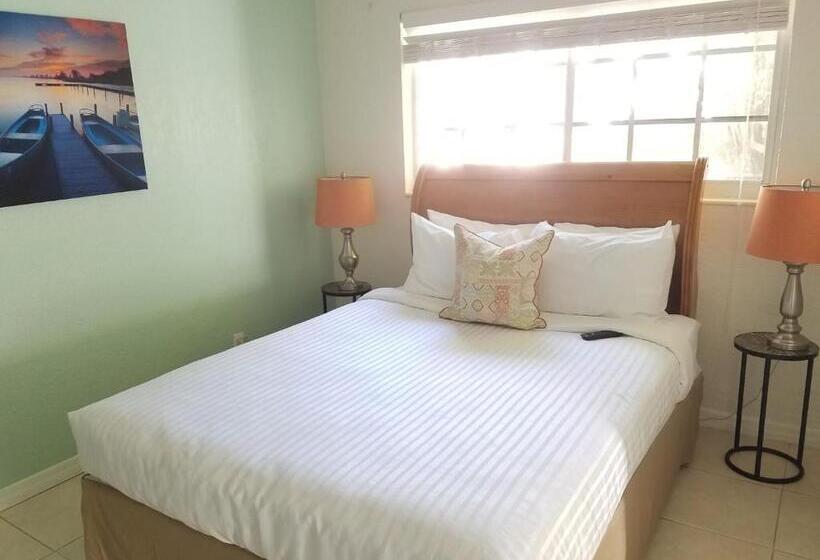 إستوديو قياسى, Blind Pass Resort Motel