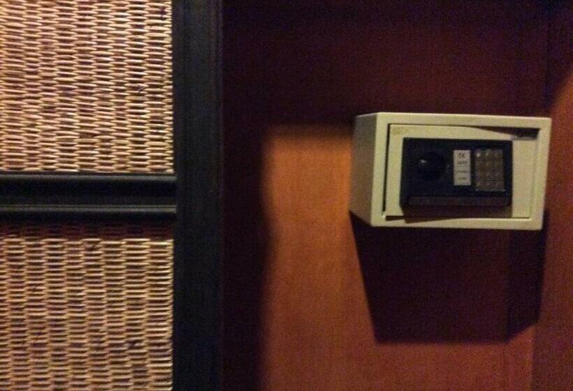 דירת חדר, Bow Thong Beach Resort