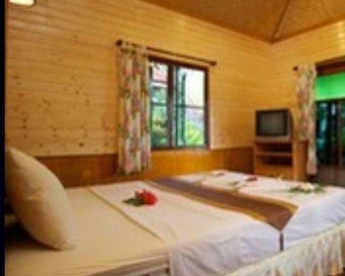 בקתה סופריור, Bow Thong Beach Resort