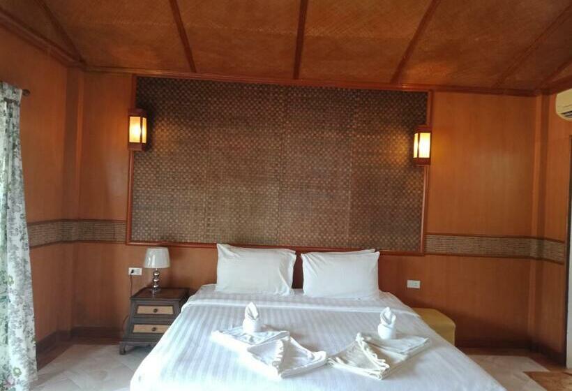 דירת חדר סופריור, Bow Thong Beach Resort
